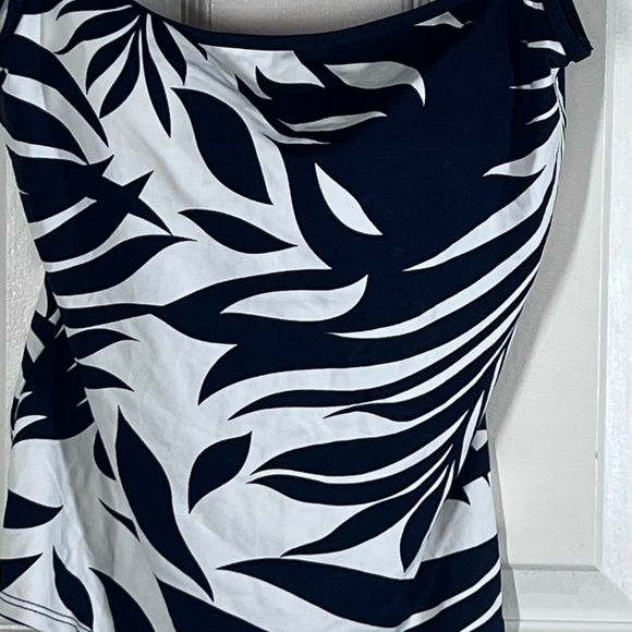 LAUREN RALPH LAUREN SZ 10 - Picture 3 of 8